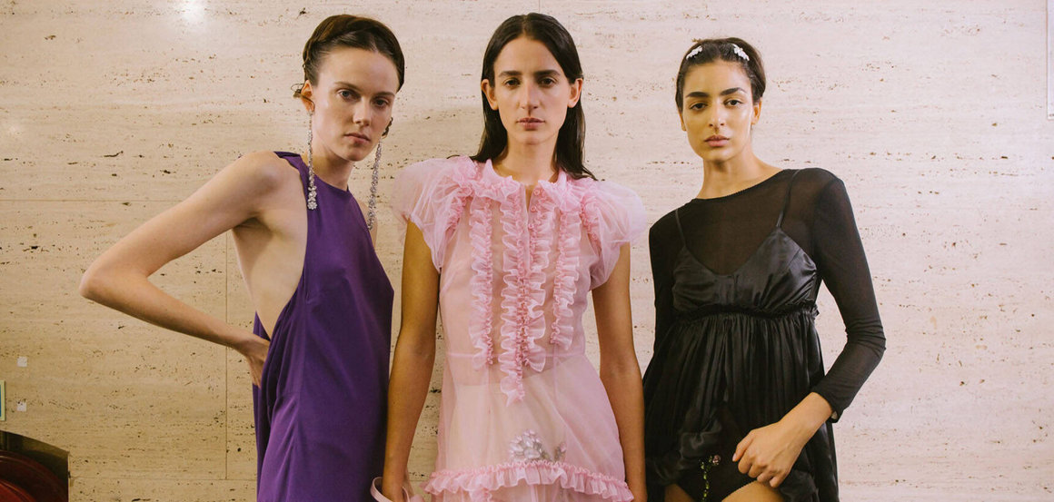 Simone Rocha: Ready-To-Wear SS25 - 10 Magazine Simone Rocha: Ready-To-Wear SS25 - 10 Magazine